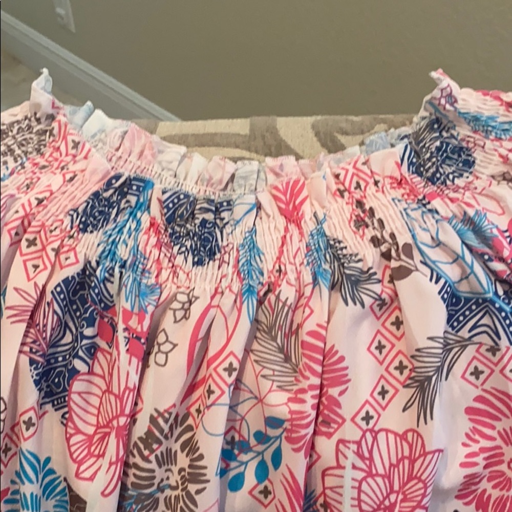Blouse - Picture 2 of 3